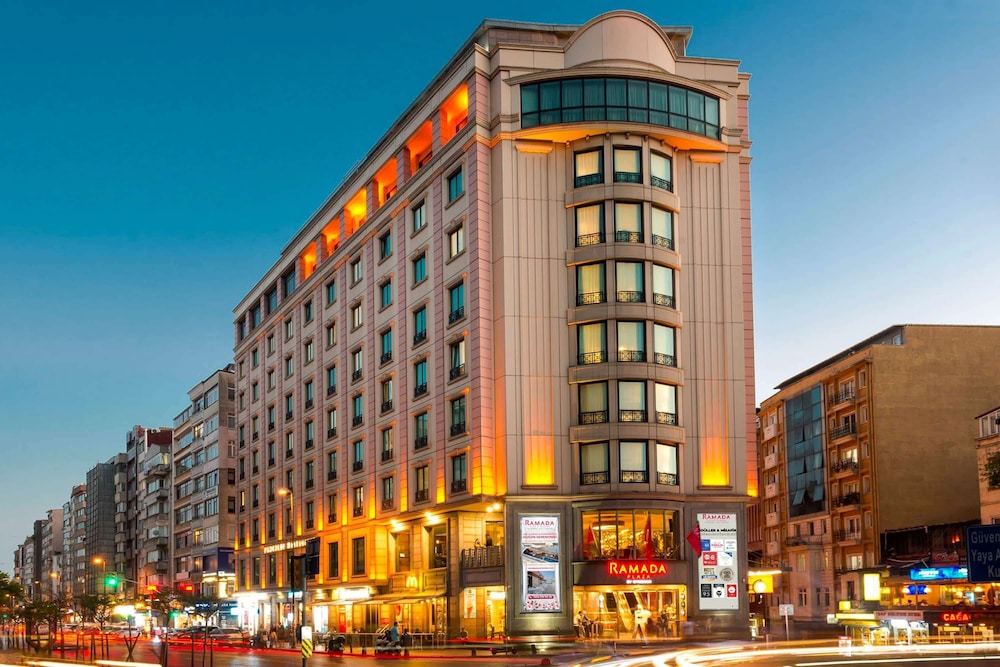 Ramada Plaza by Wyndham Istanbul City Center Adults Only - zdjęcie 2