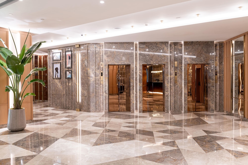 Ramada Plaza by Wyndham Istanbul City Center Adults Only — Hotel building in Istanbul, Istanbul