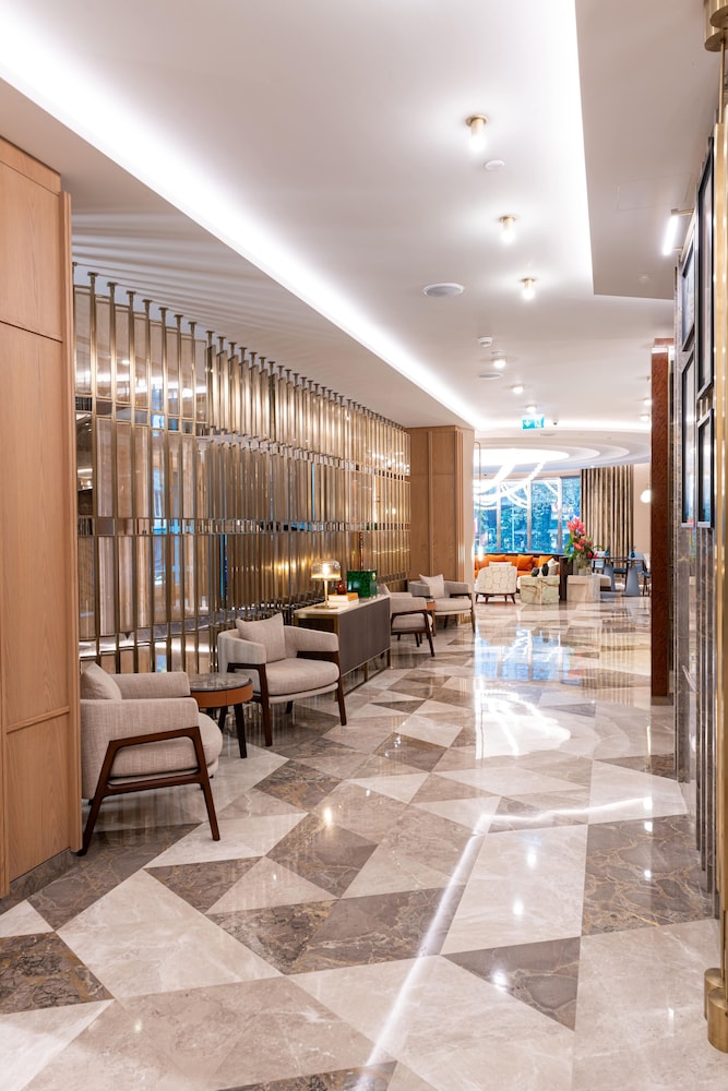 Ramada Plaza by Wyndham Istanbul City Center Adults Only — Hotel building in Istanbul, Istanbul