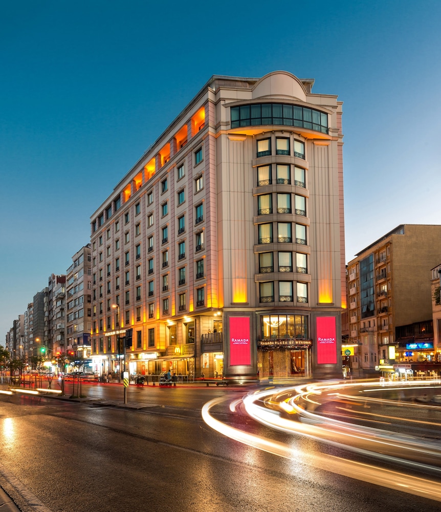 Ramada Plaza by Wyndham Istanbul City Center Adults Only — Hotel building in Istanbul, Istanbul