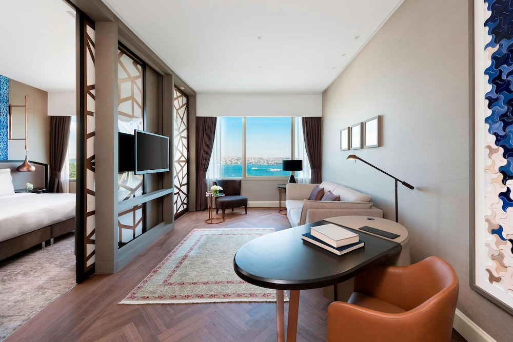 The Ritz-Carlton, Istanbul — Hotel rooms in Istanbul, Istanbul