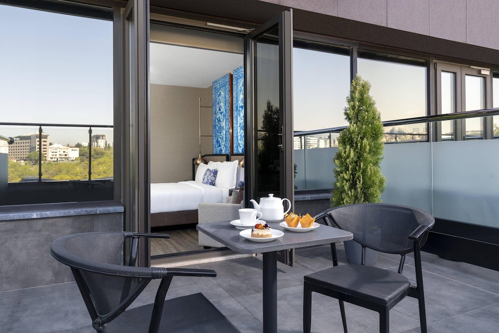 The Ritz-Carlton, Istanbul — Hotel rooms in Istanbul, Istanbul