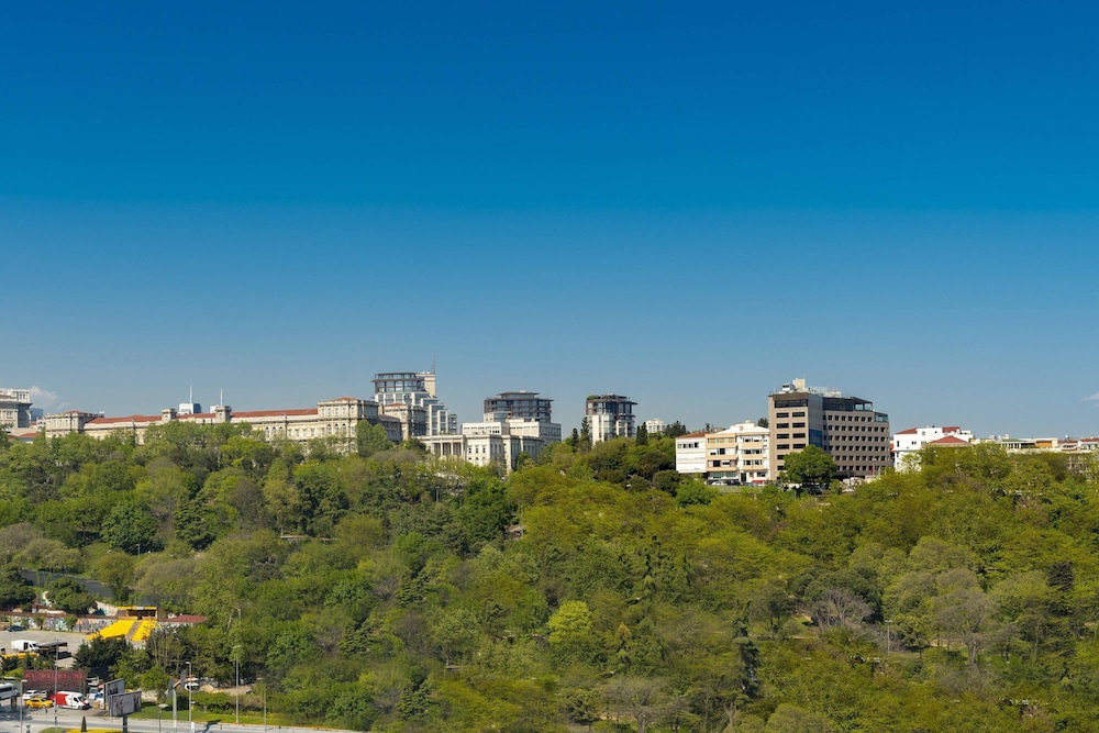The Ritz-Carlton, Istanbul — Attractions in the area in Istanbul, Istanbul