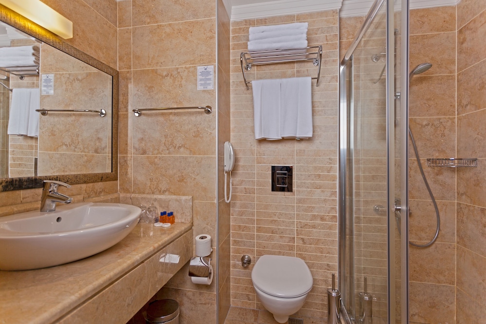 Riviera Hotel & Spa — Hotel rooms in Alanya