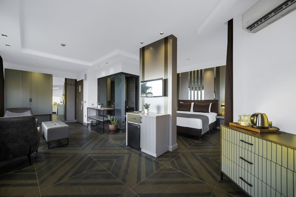 Riviera Hotel & Spa — Hotel rooms in Alanya