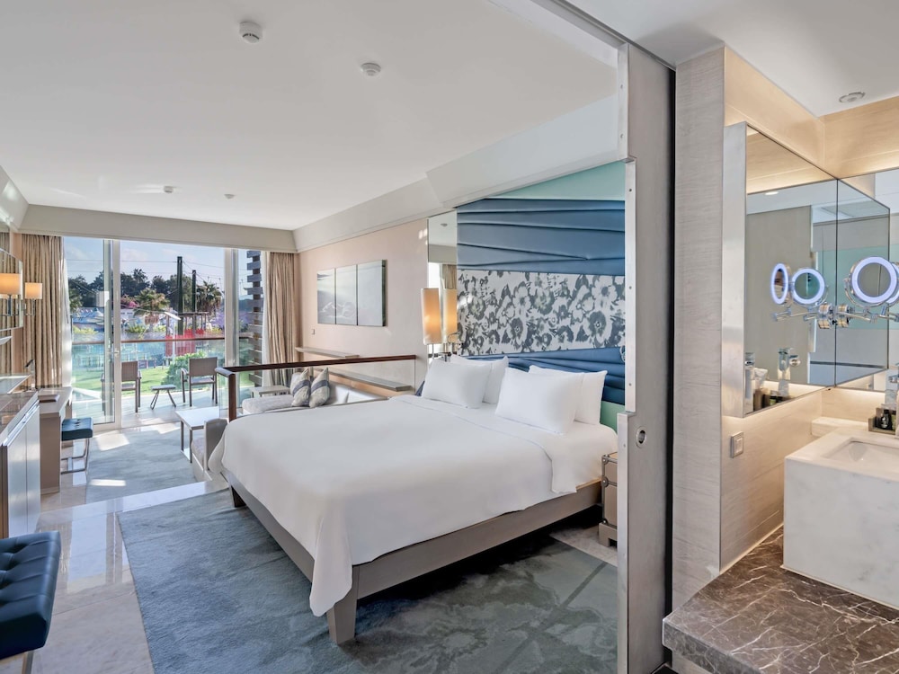 Rixos Premium Tekirova - The Land of Legends — Hotel rooms in Kemer