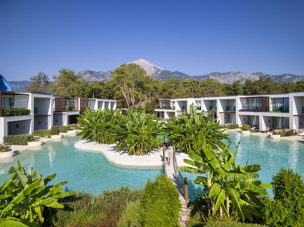 Rixos Premium Tekirova - The Land of Legends — Hotel building in Kemer