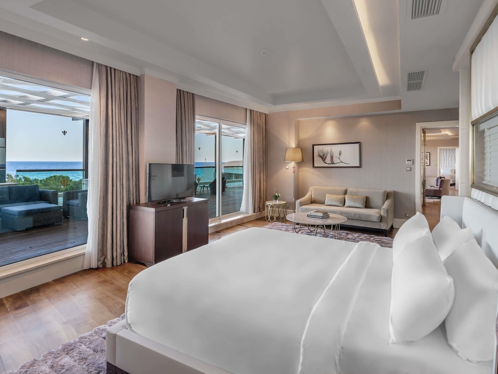 Rixos Premium Tekirova - The Land of Legends — Hotel rooms in Kemer