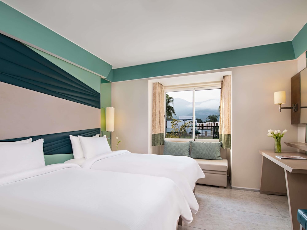 Rixos Premium Tekirova - The Land of Legends — Hotel rooms in Kemer