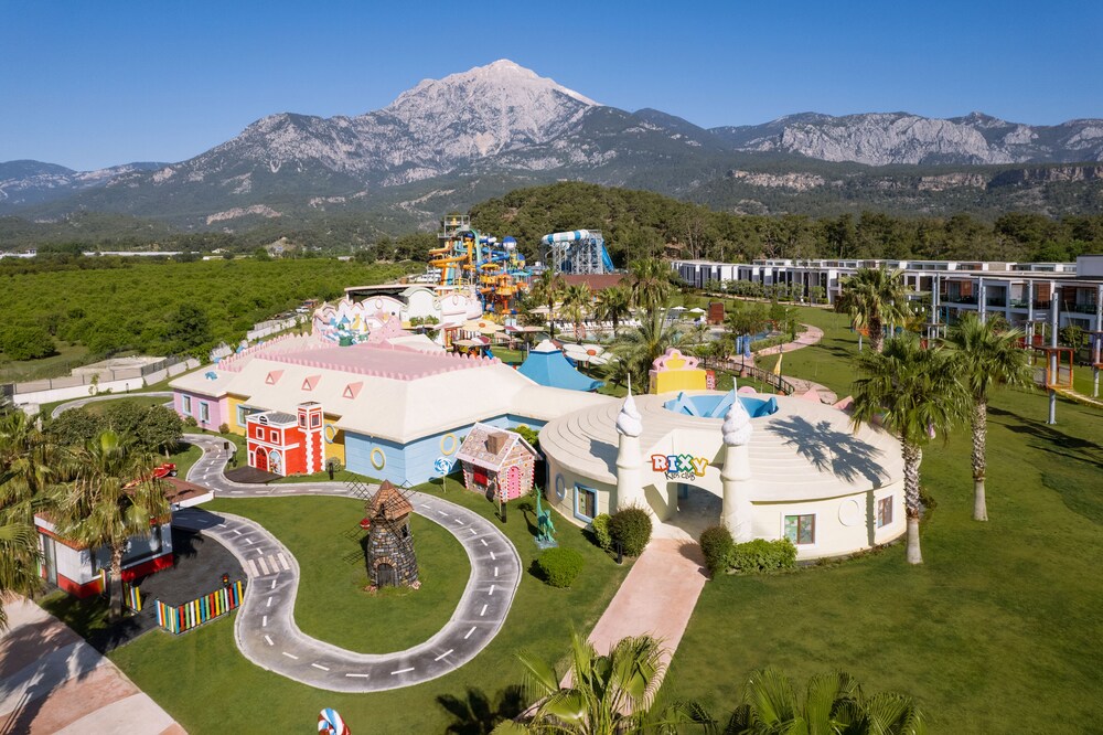 Rixos Premium Tekirova - The Land of Legends — Attractions for children in Kemer