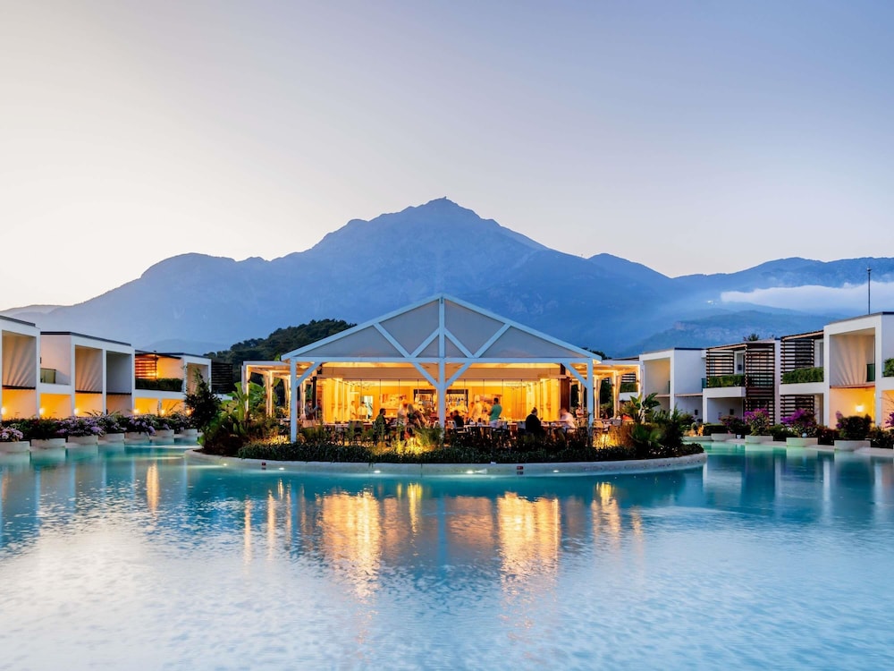 Rixos Premium Tekirova - The Land of Legends — Restaurant & bars in Kemer