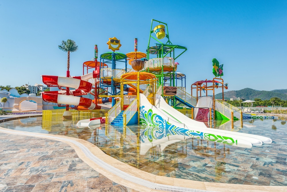Rixos Premium Tekirova - The Land of Legends — Attractions for children in Kemer