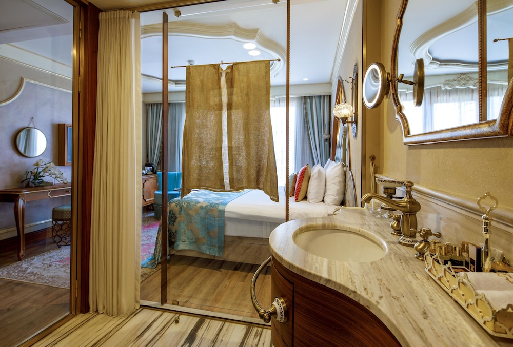 Romance Istanbul Hotel — Hotel rooms in Istanbul, Istanbul