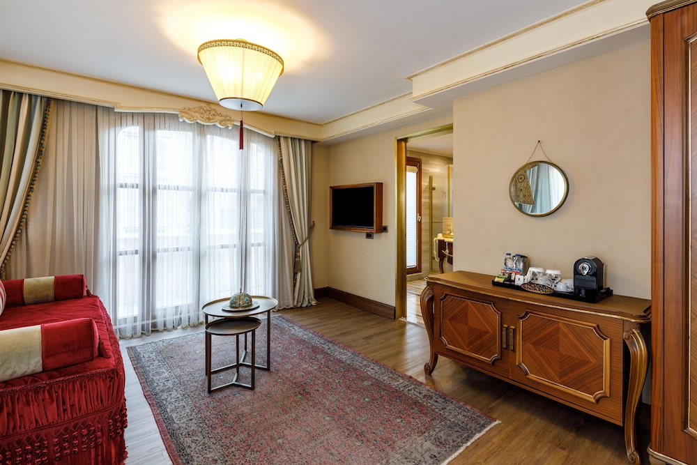 Romance Istanbul Hotel — Hotel rooms in Istanbul, Istanbul