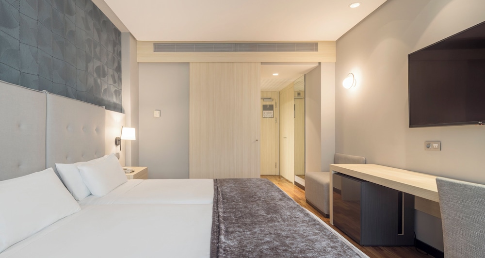 Hotel ILUNION Pio XII - zdjęcie 2