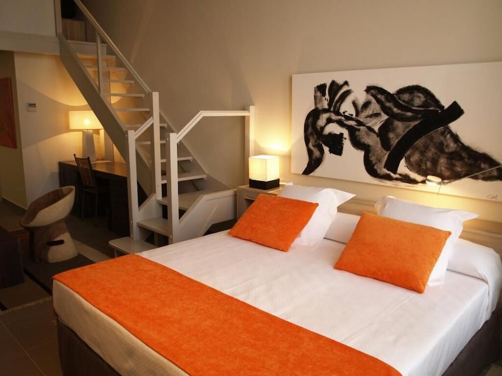Eco Alcala Suites - zdjęcie 4