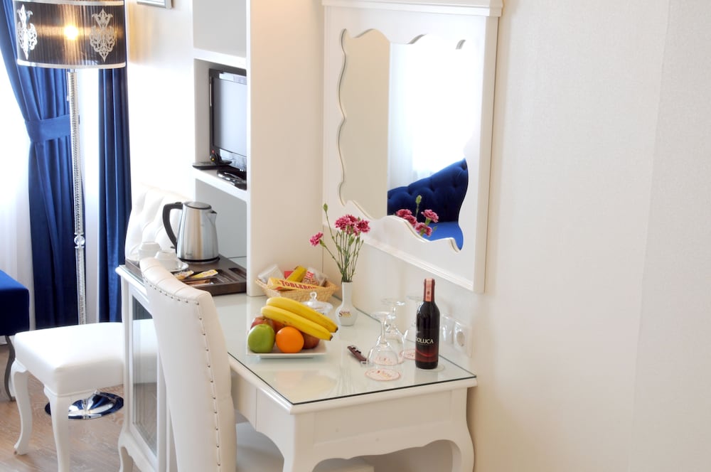 Sarnic Premier Hotel - Special Class — Hotel rooms in Istanbul, Istanbul