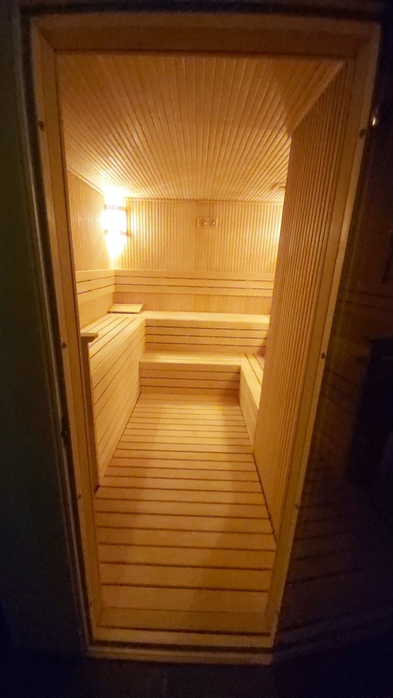 Sarnic Premier Hotel - Special Class — Spa in Istanbul, Istanbul