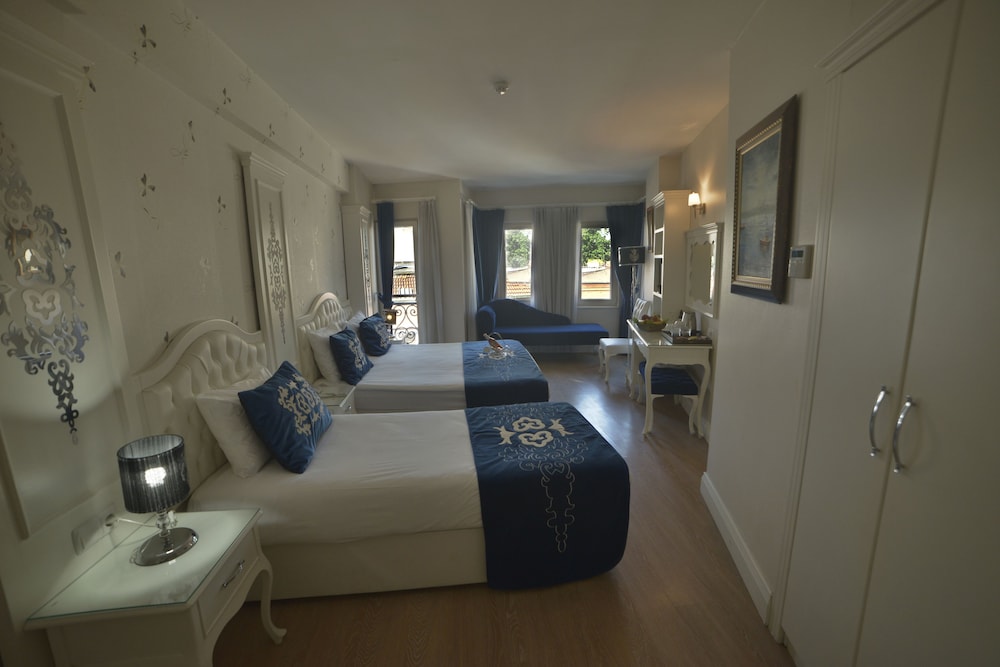 Sarnic Premier Hotel - Special Class — Hotel rooms in Istanbul, Istanbul