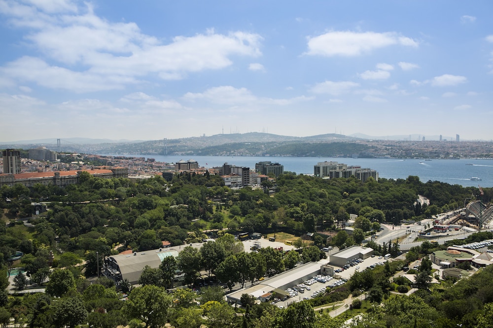 Hilton Istanbul Bosphorus — Attractions in the area in Istanbul, Istanbul