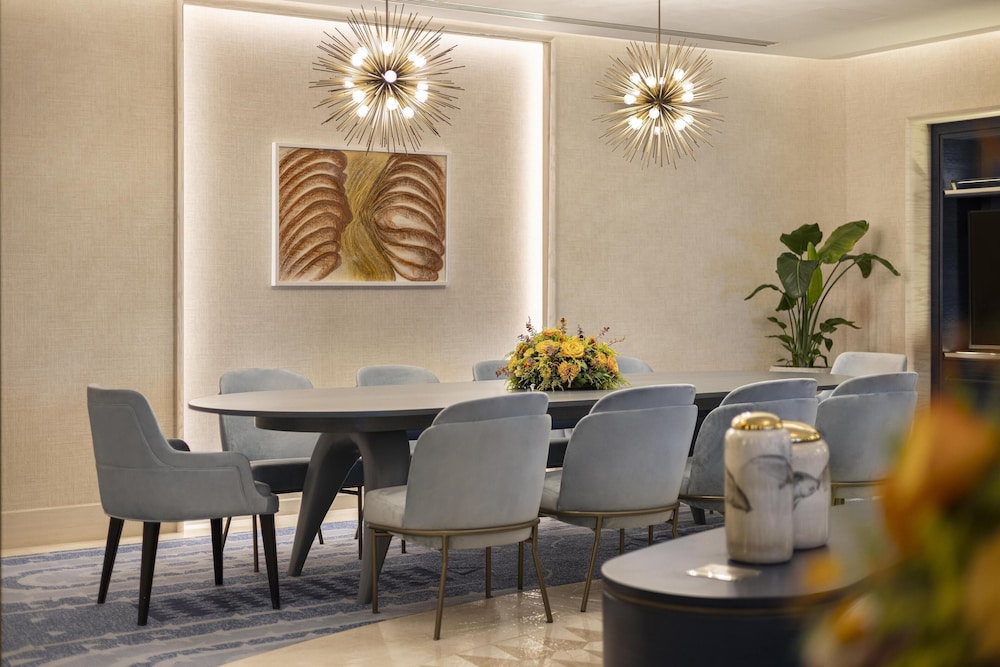 Hilton Istanbul Bosphorus — Restaurant & bars in Istanbul, Istanbul