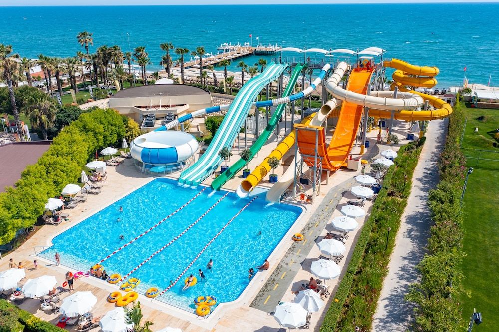 Bellis Deluxe Hotel