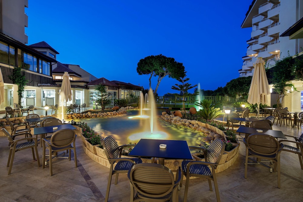 Bellis Deluxe Hotel - zdjęcie 5