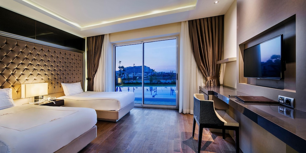 Bellis Deluxe Hotel — Hotel rooms in Belek