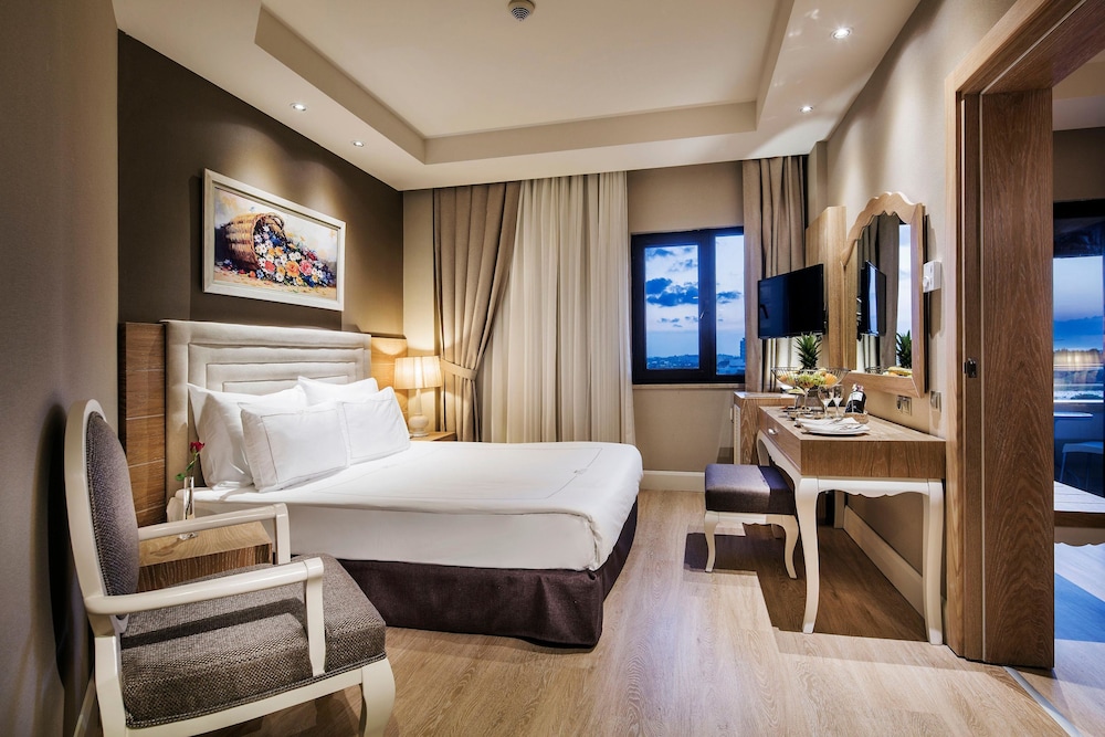 Bellis Deluxe Hotel — Hotel rooms in Belek
