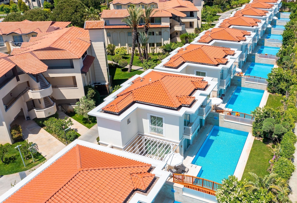 Bellis Deluxe Hotel — Hotel building in Belek