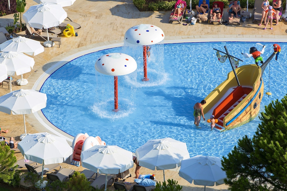 Bellis Deluxe Hotel — Attractions for children in Belek