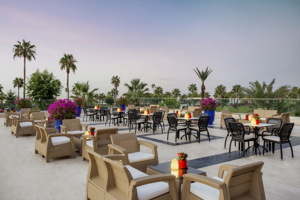IC Hotels Santai Family Resort - All Inclusive — Restaurant in Belek