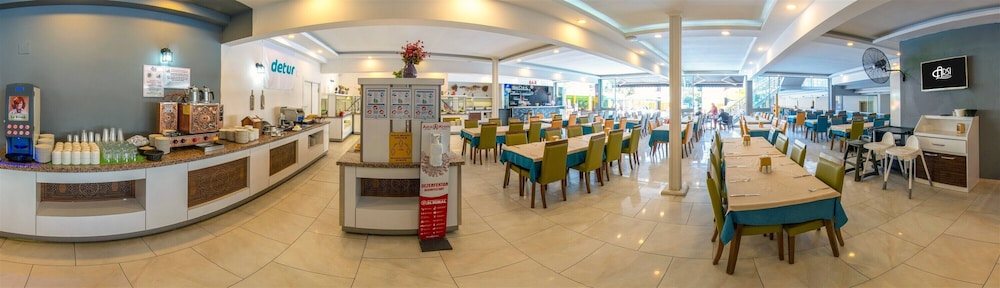 Arsi Enfi City Beach Hotel — Restaurant & bars in Alanya