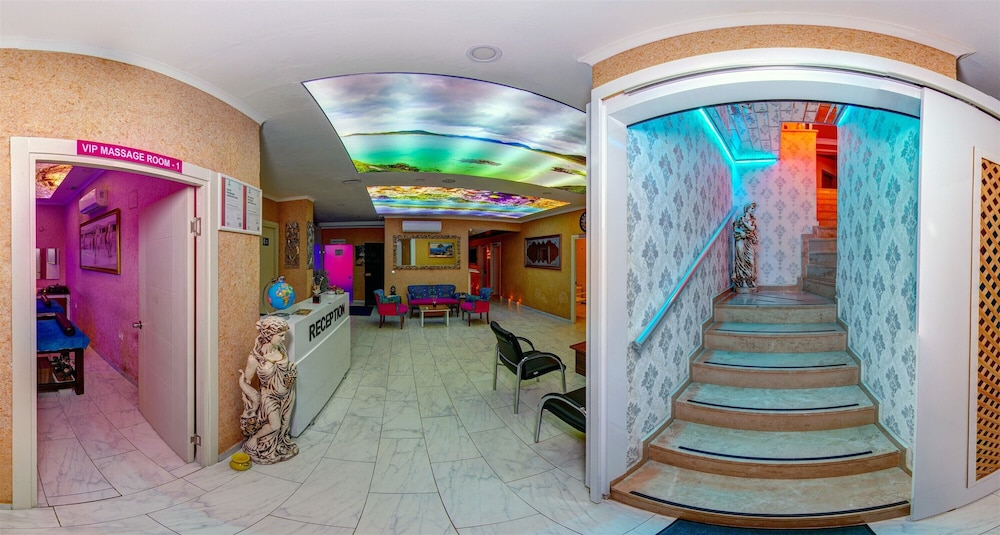 Arsi Enfi City Beach Hotel — Spa in Alanya