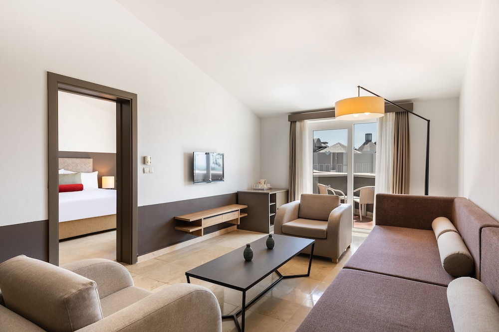 Paloma Perissia - All Inclusive — Hotel rooms in Side