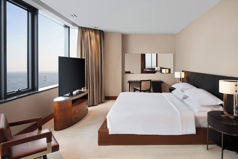Sheraton Istanbul Atakoy Hotel — Hotel rooms in Istanbul, Istanbul