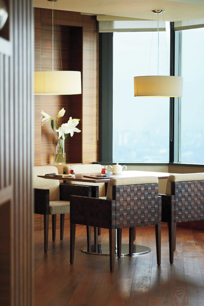 Sheraton Istanbul Atakoy Hotel — Restaurant & bars in Istanbul, Istanbul