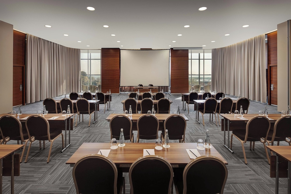Sheraton Istanbul Atakoy Hotel — Hotel building in Istanbul, Istanbul