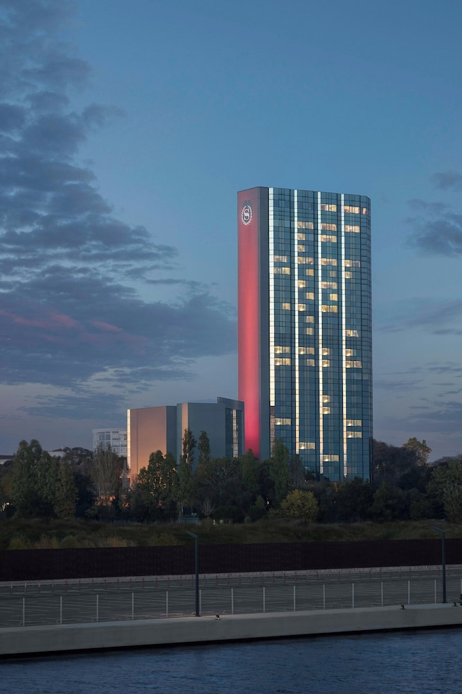 Sheraton Istanbul Atakoy Hotel — Hotel building in Istanbul, Istanbul