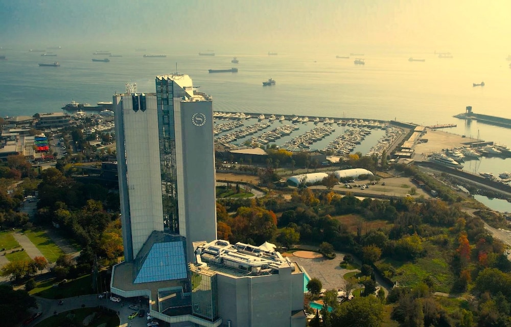 Sheraton Istanbul Atakoy Hotel — Main photo in Istanbul, Istanbul