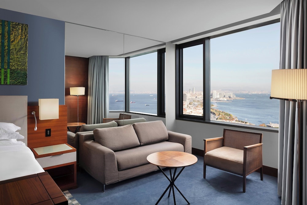 Sheraton Istanbul Atakoy Hotel — Hotel rooms in Istanbul, Istanbul