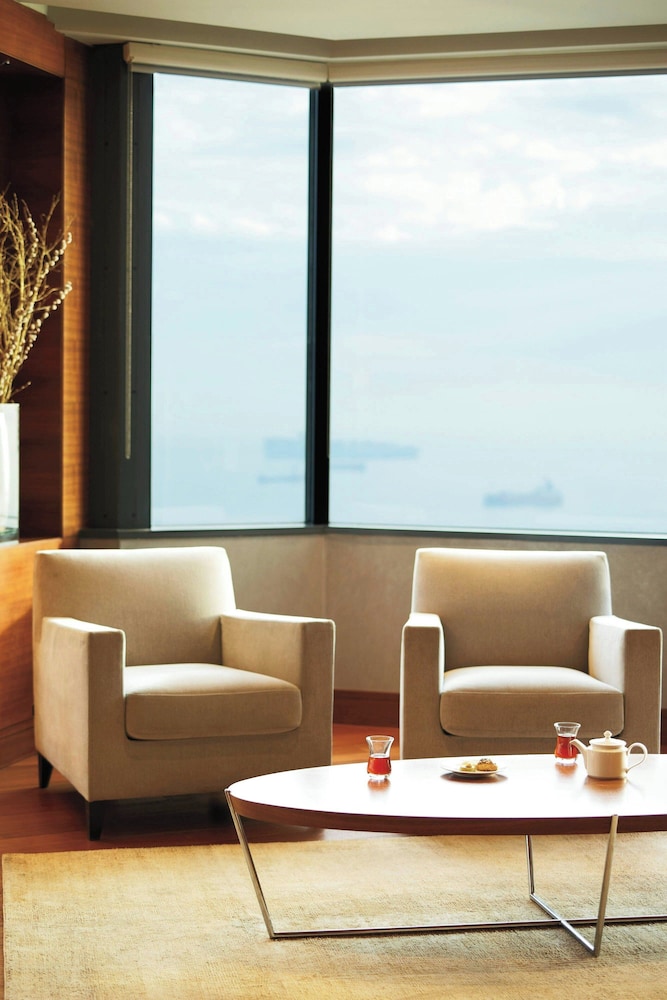 Sheraton Istanbul Atakoy Hotel — Restaurant & bars in Istanbul, Istanbul