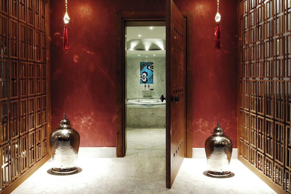 Sheraton Istanbul Atakoy Hotel — Spa in Istanbul, Istanbul