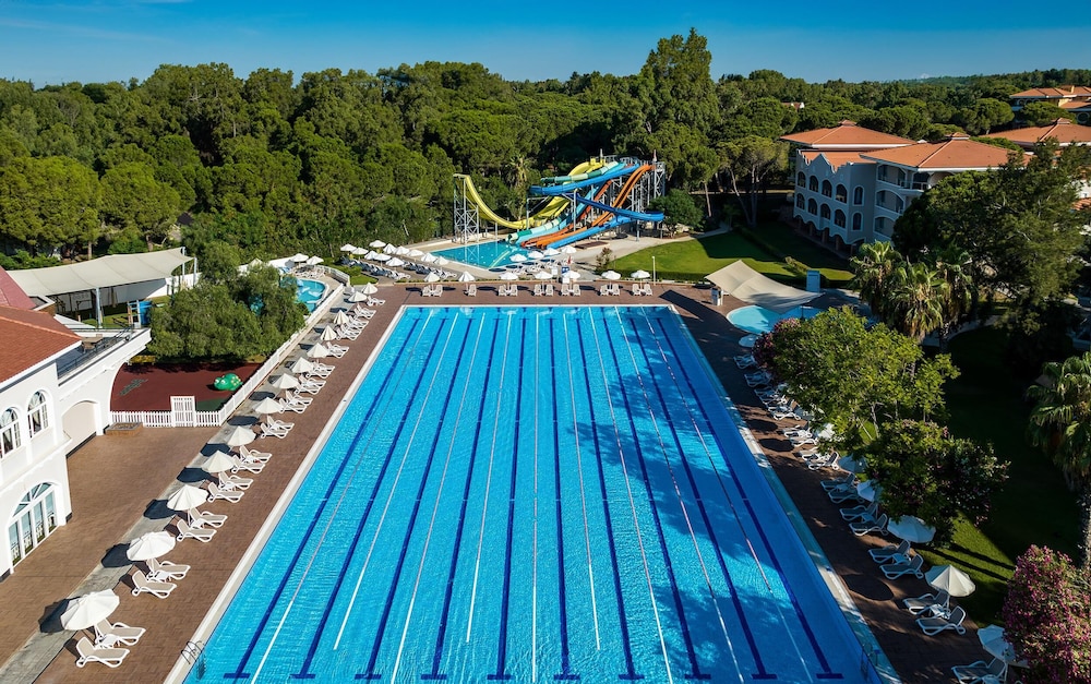 Sirene Belek Hotel — Swimming pool in Belek