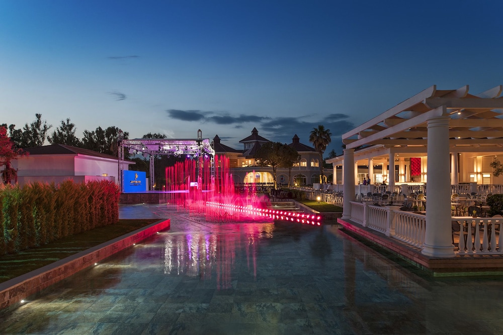 Sirene Belek Hotel — Hotel building in Belek
