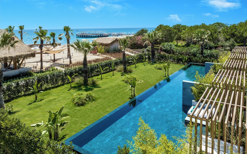 Sirene Belek Hotel — Swimming pool in Belek