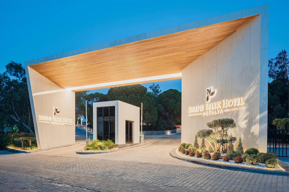 Sirene Belek Hotel — Hotel building in Belek