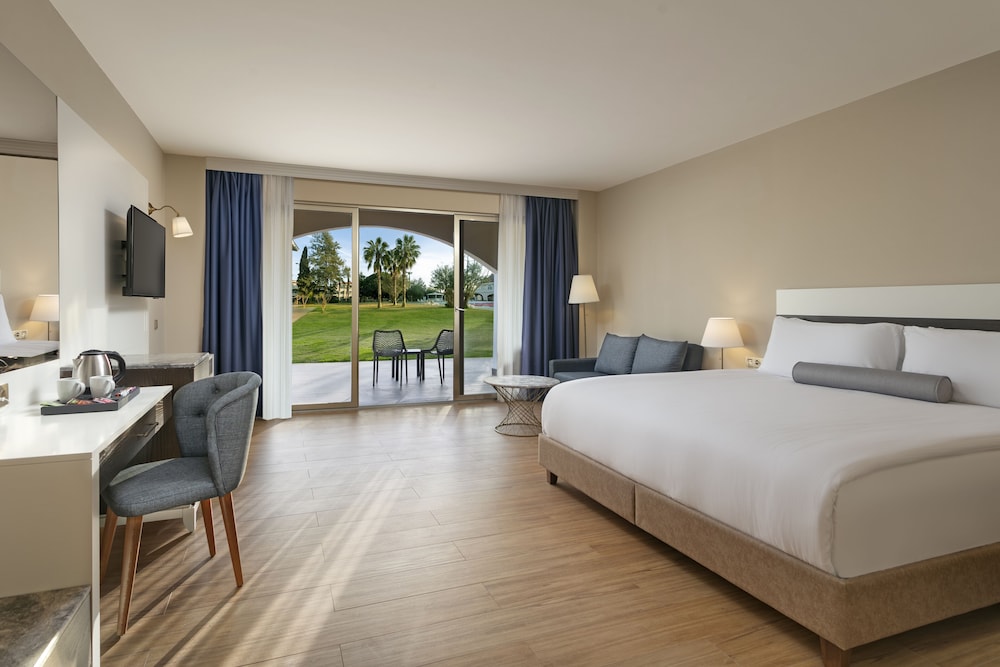 Sirene Belek Hotel — Hotel rooms in Belek