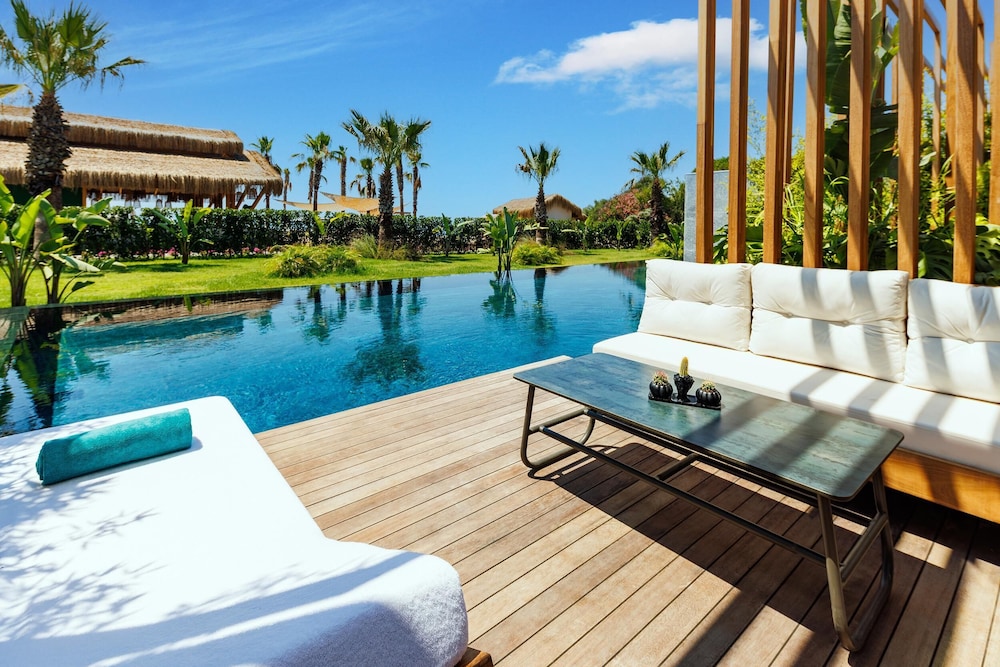 Sirene Belek Hotel — Swimming pool in Belek