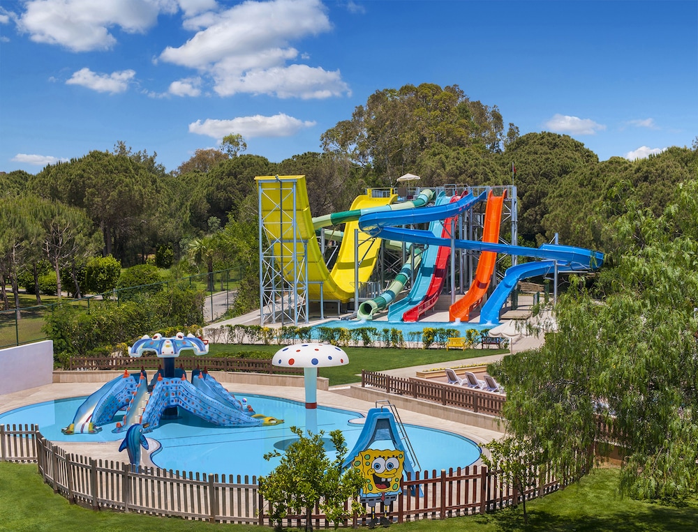 Sirene Belek Hotel — Swimming pool in Belek